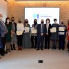 Los premiados con algunos miembros del jurado y del Instituto Español de Investigación Enfermera, con el presidente del CGE